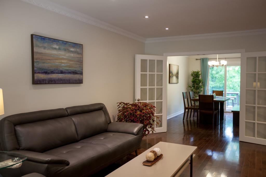多伦多邓肯公园民宿 Toronto Duncan Park Guesthouse Ngoại thất bức ảnh