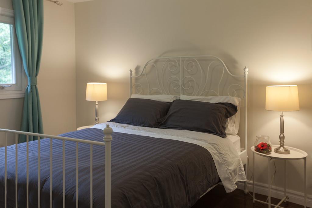 多伦多邓肯公园民宿 Toronto Duncan Park Guesthouse Ngoại thất bức ảnh